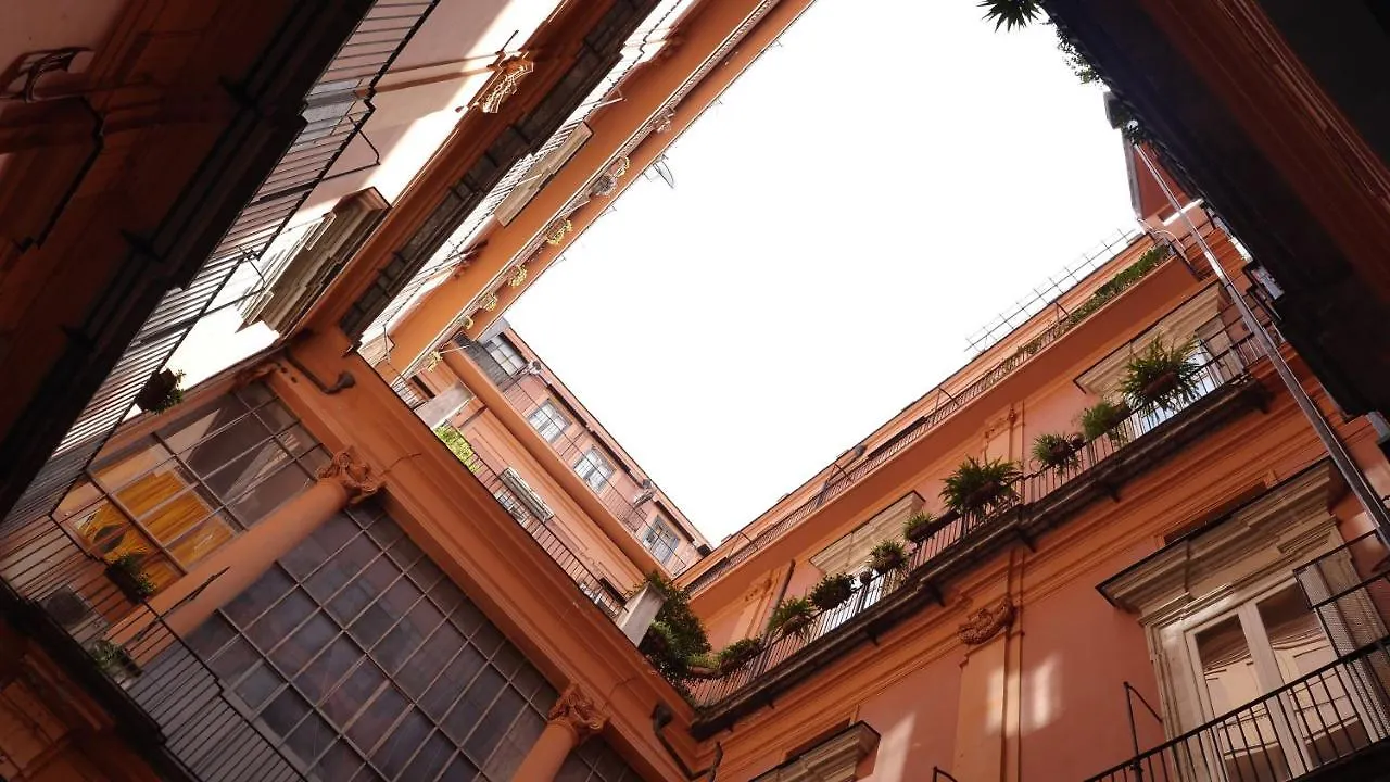 Chocolate'S Home Naples Italy
