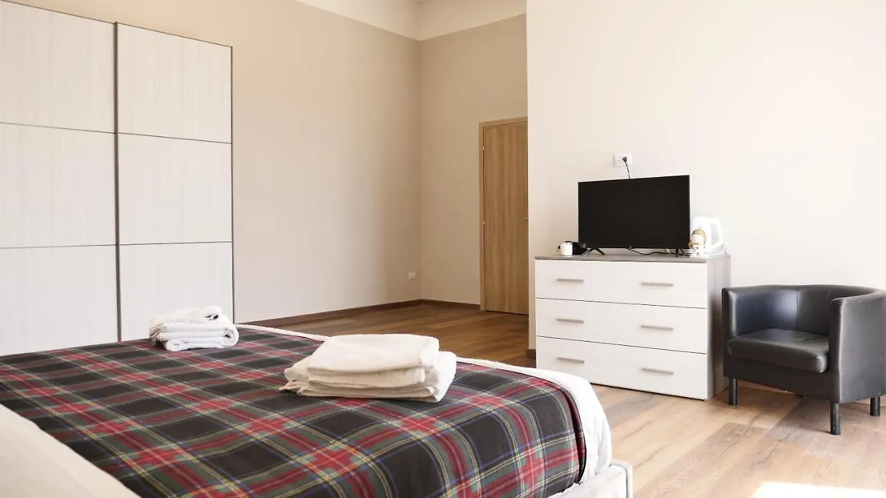 Chocolate'S Home Νάπολη 0*,
